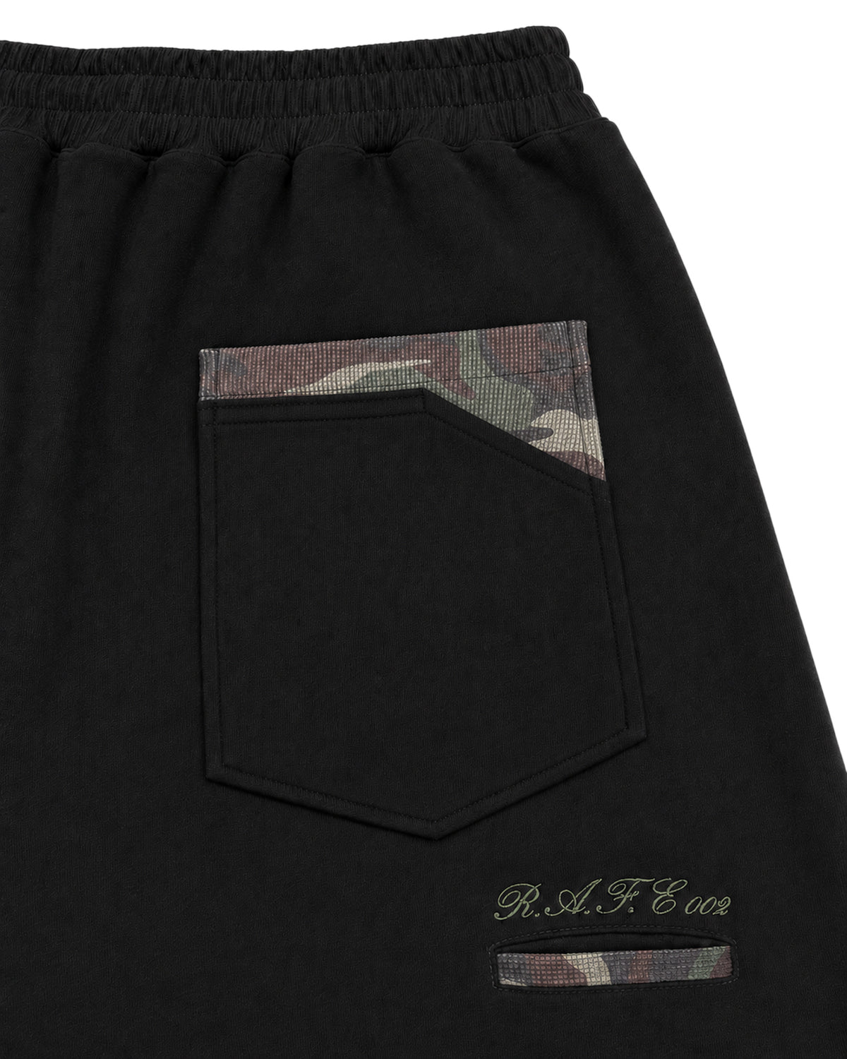 CAMO UTILITY SHORT